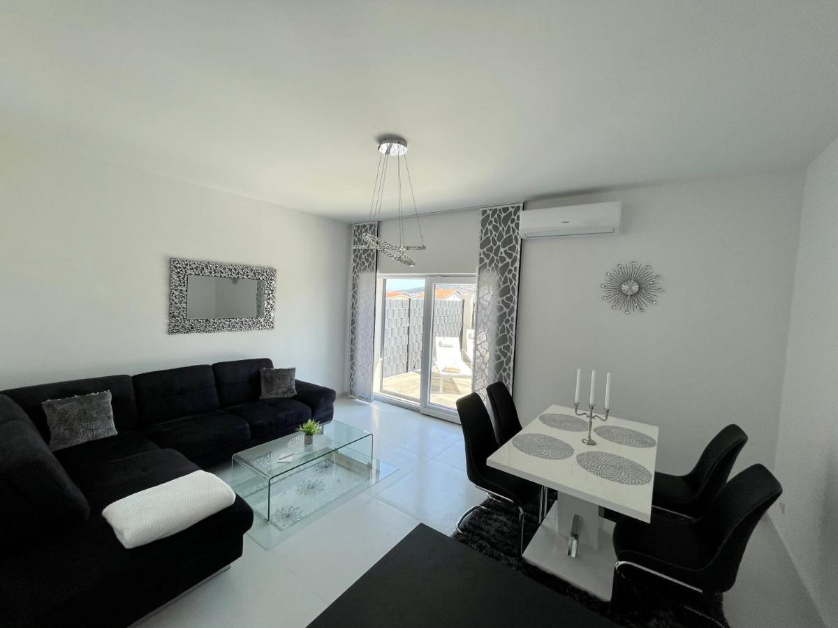 Ferienwohnung Sky Garden Trogir Exterior foto
