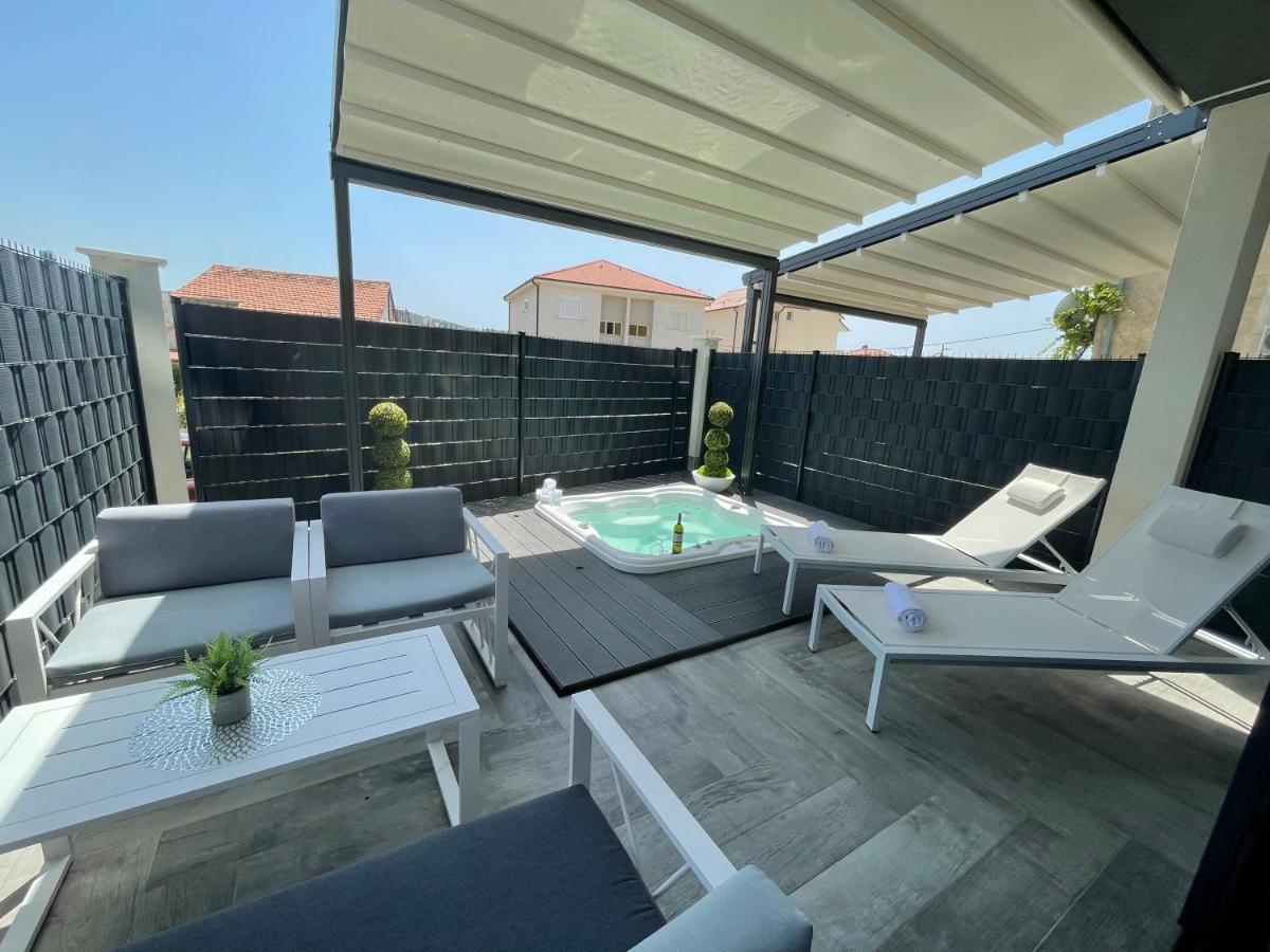 Ferienwohnung Sky Garden Trogir Exterior foto